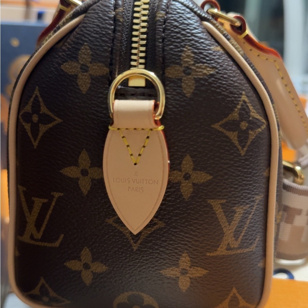 Louis Vuitton Monogram Speedy Bandouliêre 20 NEW - Picture 10 of 15